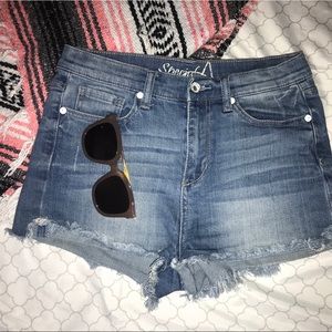 High waisted jean short